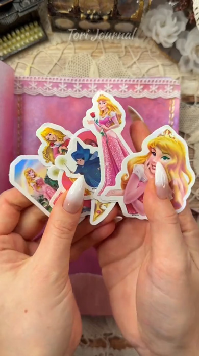 眠れる森の美女 オーロラ姫 コラージュ アート ジャーナル