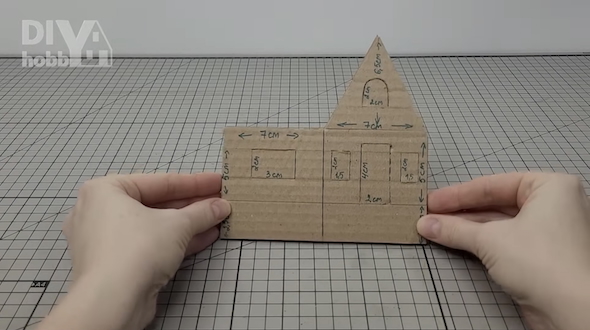 家を構成する段ボールのパーツ