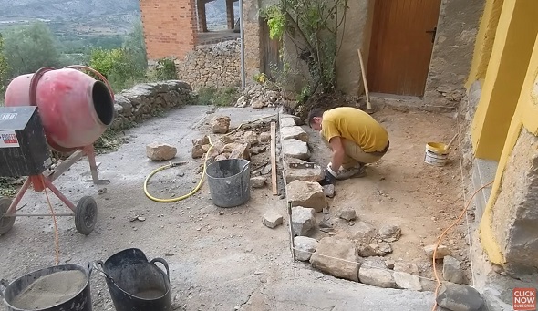 荒れた地下室がステキなお部屋に02