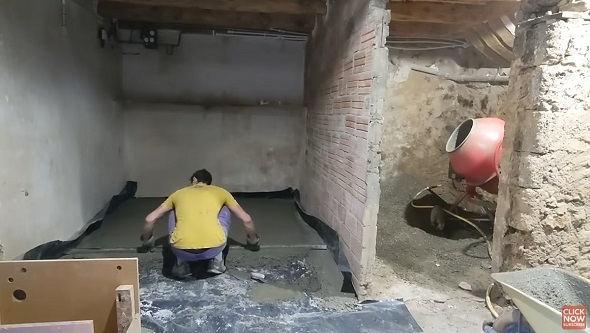 荒れた地下室がステキなお部屋に03