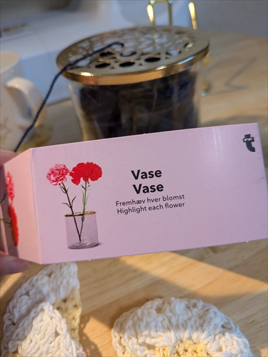 フライングタイガーのフラワーベース「じゃない」使い方