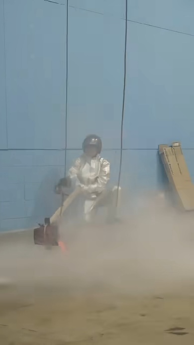 塩を1500度に熱する