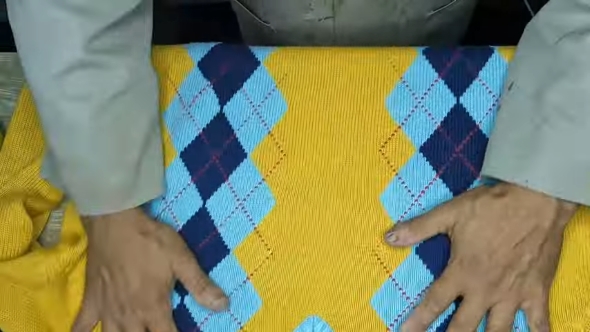 古いセーターを使用