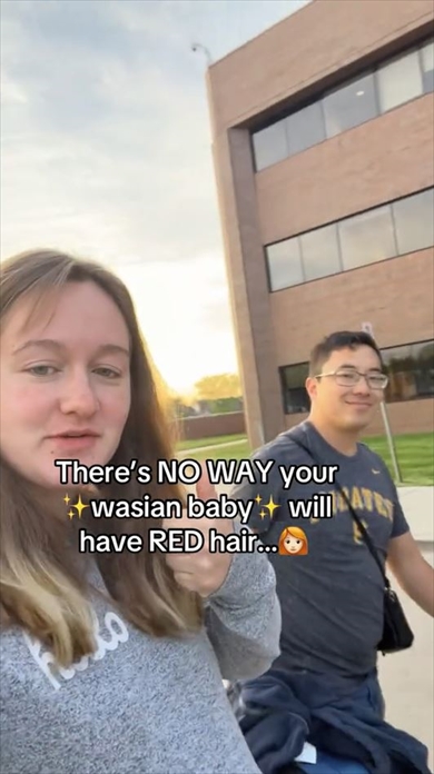 2人の子どもの髪色は？