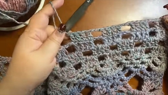 ユザワヤの毛糸でプルオーバー