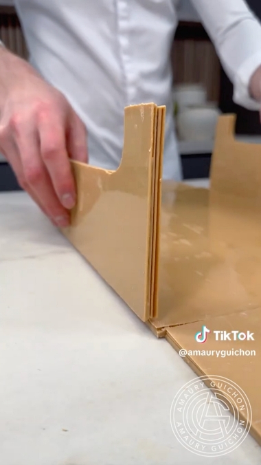 チョコレート マンゴー　パティシエ