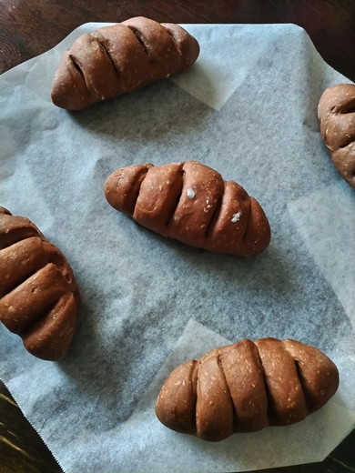 ココアチョコパン焼成前