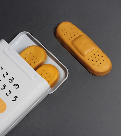 ばんそうこう形ビスケット