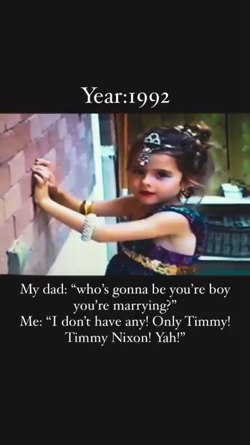 ドレスをきた女の子