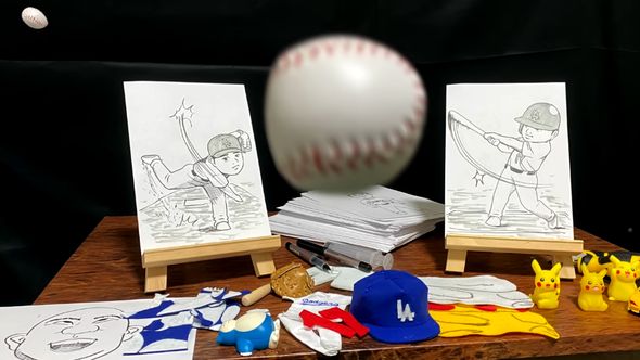 2枚の大谷選手の絵とパラデル漫画に使った材料の数々