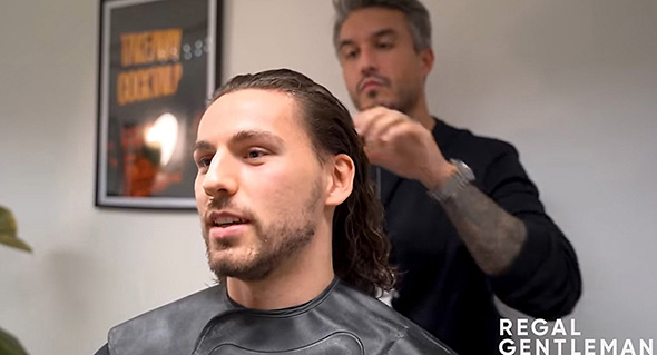 カットがスタート