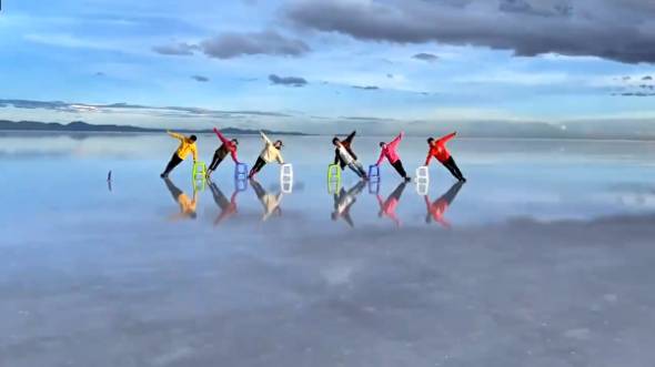 ウユニ塩原で撮られた動画