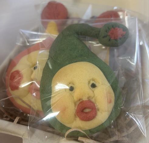 「こびとづかん」バレンタインクッキー