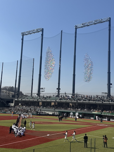 「ジャイアンツタウンスタジアム」開業記念セレモニーでバルーンリリースの珍事