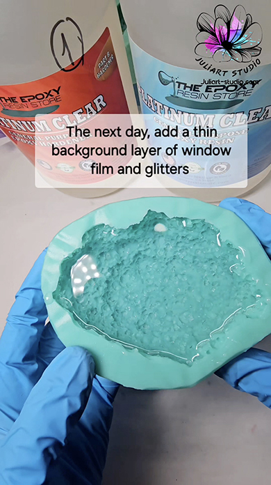 まるで宝石のようなレジン作品