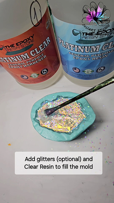 まるで宝石のようなレジン作品