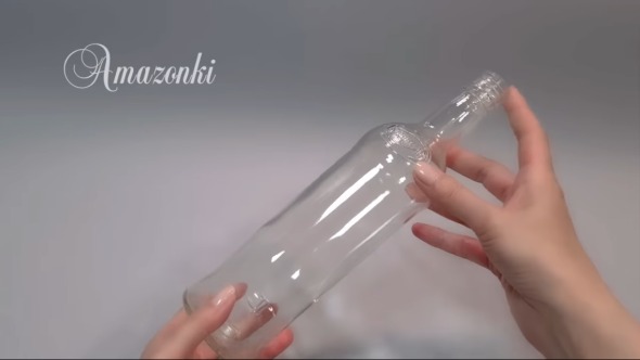 ガラス瓶から作る花瓶