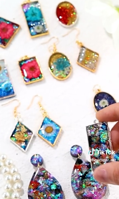 いろいろな種類のアクセサリー