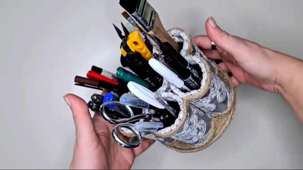 トイレットペーパー芯とカーテンチュールでクラフト