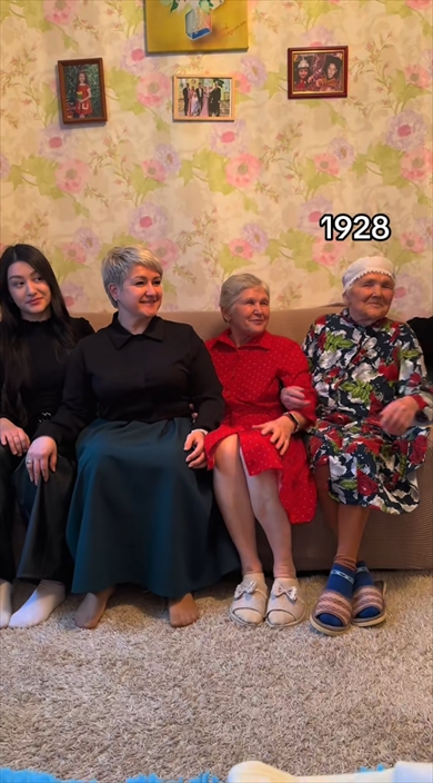 5世代の家族が集まった動画