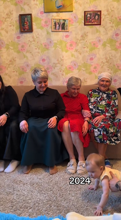 5世代の家族が集まった動画