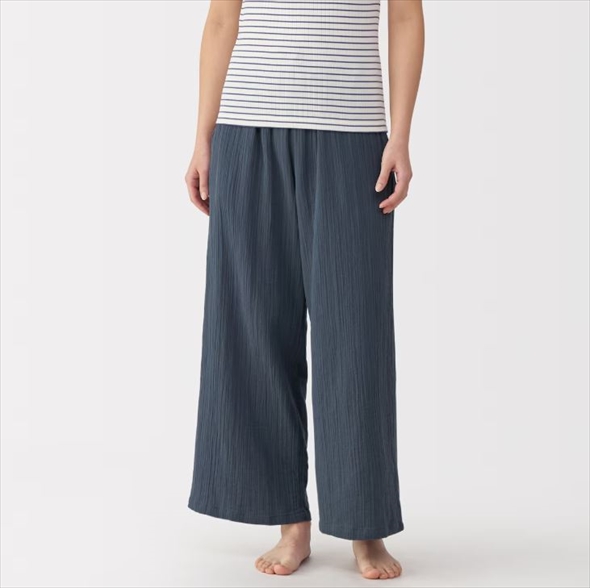 無印良品「婦人　楊柳ガーゼ　ロングパンツ」