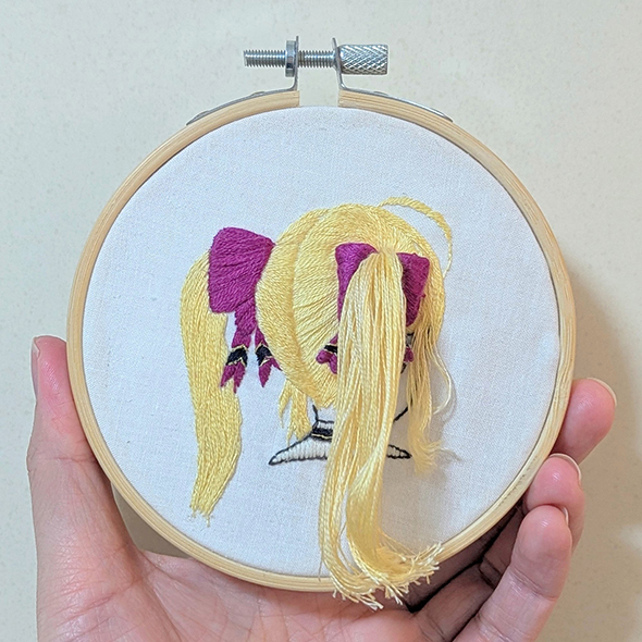 鷹宮リオンさんの立体刺しゅう