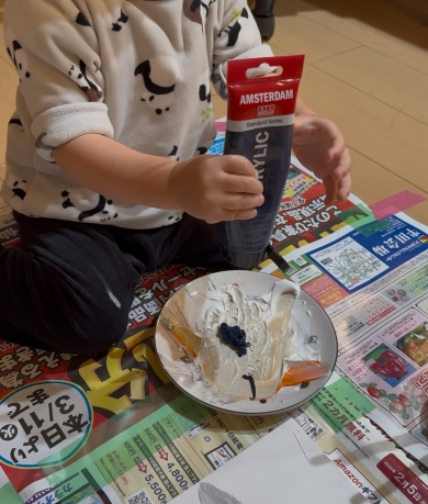 1歳11カ月の息子が描いた抽象画