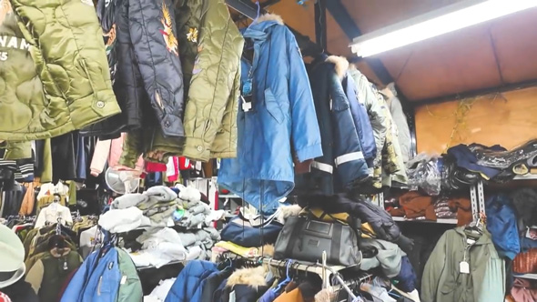 長野県 軽井沢 ボロい 古着屋 平田商店 服屋