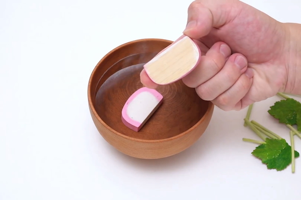 木彫りのお吸い物