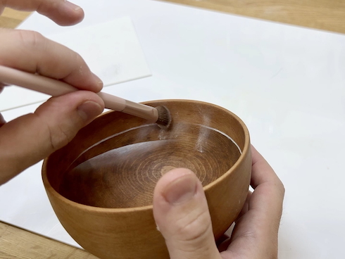 木彫りのお吸い物