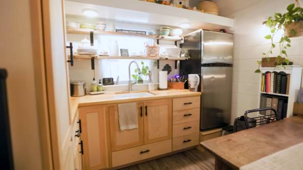 リタイアした女性が1人暮らしするタイニーハウス