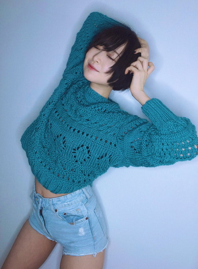 手編みのニット