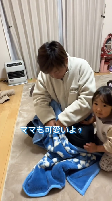 パパ スマホケース 娘の写真 ママの幼少期 変えたら ドッキリ 反応