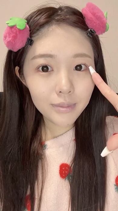 松本かれんさん風メイク