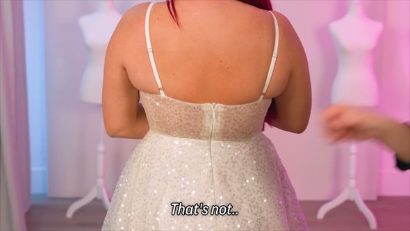 ネットで買ったひどいドレスをプロが手直ししたらステキになった