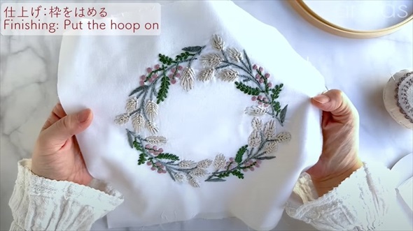 刺繍作家がセリアのキットをアレンジしてみた