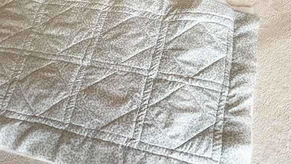 キルティングをした布の裏地