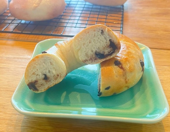 ベーグルなどのパン