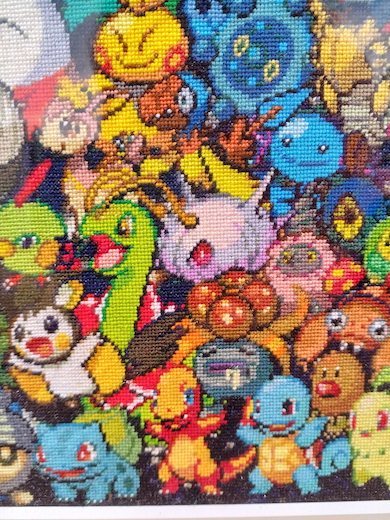 ポケモンの巨大クロスステッチ作品