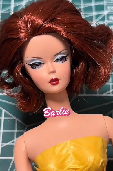 バービー人形が変身