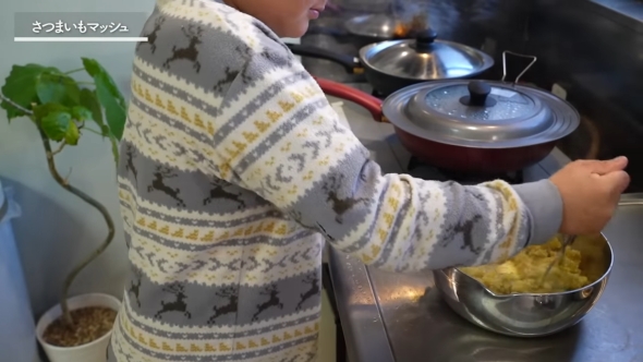 さつまいもマッシュ息子さん手伝い