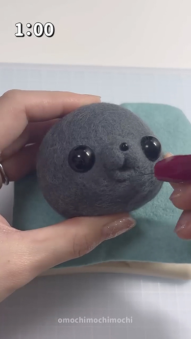 羊毛フェルトで作ったタマ