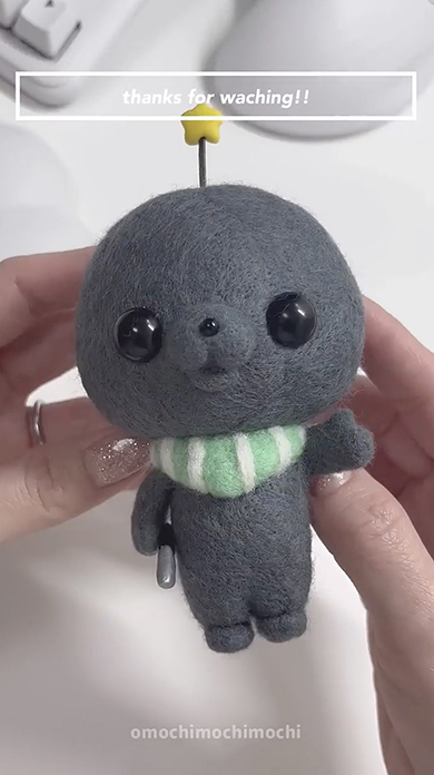 羊毛フェルトで作ったタマ