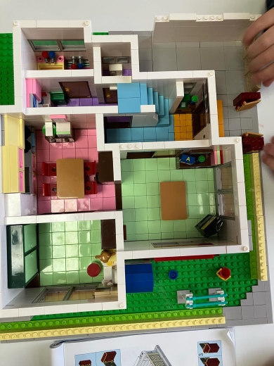 5歳息子が作ったクレヨンしんちゃんの野原邸