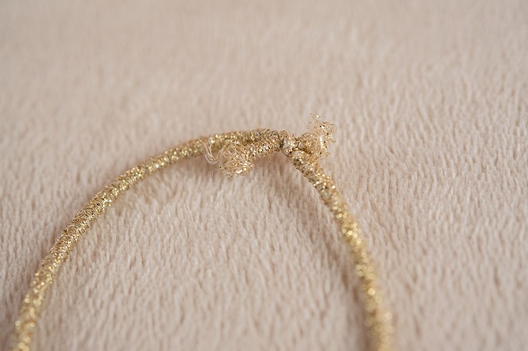 大量に作れる結び目のないヘアゴムが目からウロコ