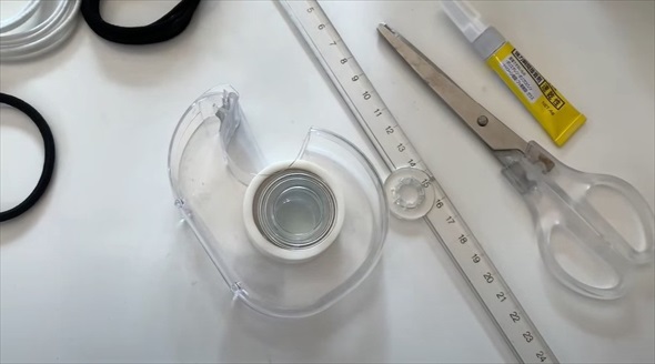 大量に作れる結び目のないヘアゴムが目からウロコ