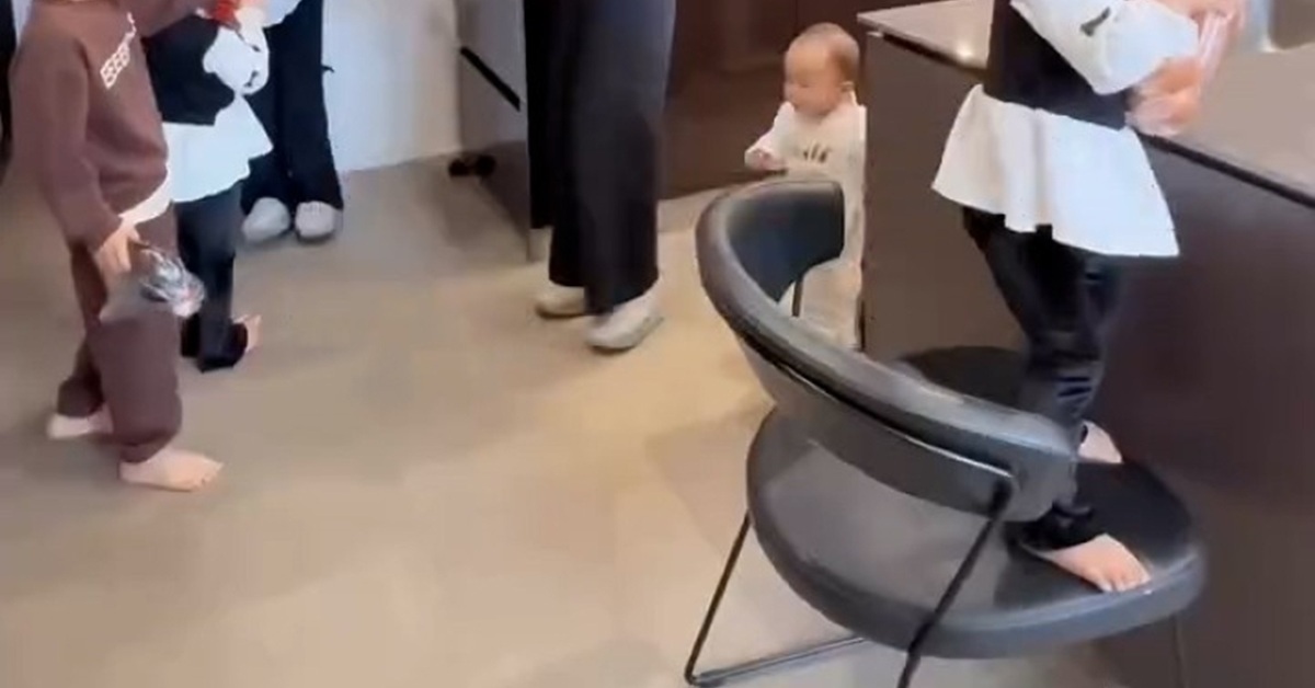 8人の子どもを育てるママ、“3日分の食料買い出し”をのぞくと……　圧巻の光景とリアルな食費公開に反響「尊敬します」（1/3） | 教育・子育て ねとらぼ