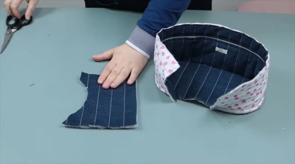 古デニムをバニティにリメイク