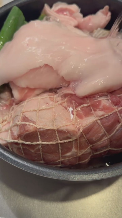 豚骨しょうゆラーメンの調理